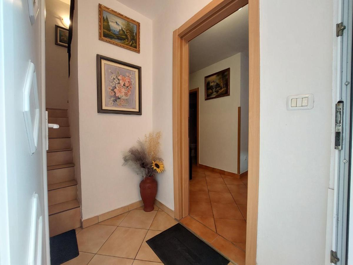 Leona Novigrad (Istria) Exterior foto